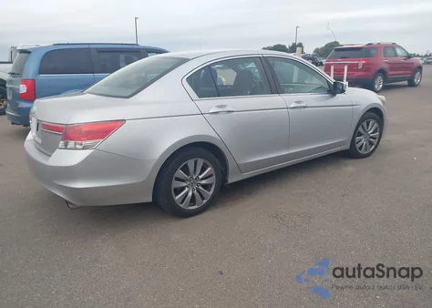 2012 Honda Accord 2.4 Ex z USA, uszkodzony, nr VIN 1HGCP2F79CA029201